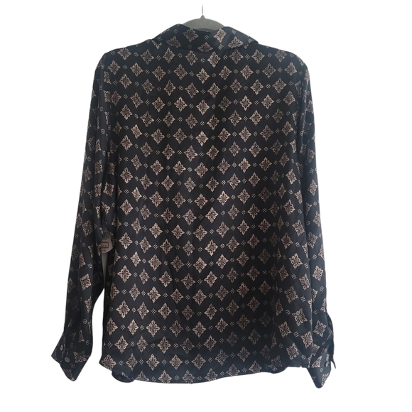 NEW Valerie Stevens 14W 100% Silk Black Floral Medallion Button Up Shirt - Picture 2 of 9
